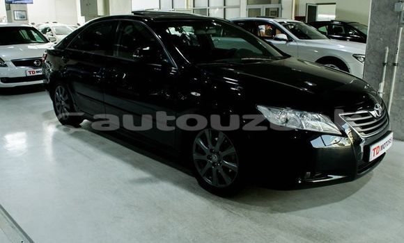 Buy Import Toyota Camry Black Car in Tashkent in Toskent
