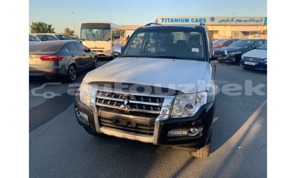 Buy Import Mitsubishi Pajero Black Car in Import - Dubai in Andijon Buy Import Mitsubishi Pajero Black Car in Import - Dubai in Andijon