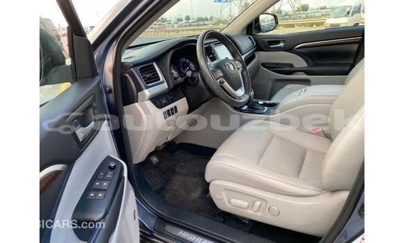 Buy Import Toyota Highlander Blue Car in Import - Dubai in Andijon Buy Import Toyota Highlander Blue Car in Import - Dubai in Andijon