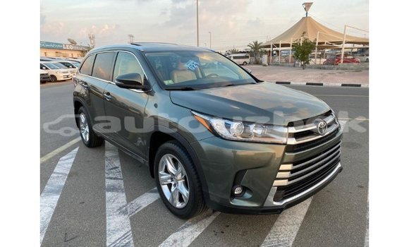 Buy Import Toyota Highlander Green Car in Import - Dubai in Andijon Buy Import Toyota Highlander Green Car in Import - Dubai in Andijon