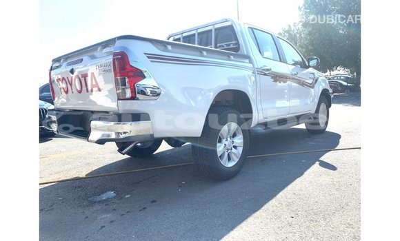 Buy Import Toyota Hilux White Car in Import - Dubai in Andijon Buy Import Toyota Hilux White Car in Import - Dubai in Andijon