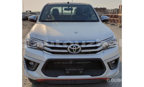 Buy Import Toyota Hilux White Car in Import - Dubai in Andijon Buy Import Toyota Hilux White Car in Import - Dubai in Andijon