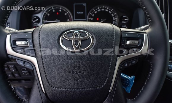 Buy Import Toyota Land Cruiser White Car in Import - Dubai in Andijon Buy Import Toyota Land Cruiser White Car in Import - Dubai in Andijon