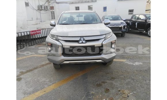 Buy Import Mitsubishi L200 Other Car in Import - Dubai in Andijon Buy Import Mitsubishi L200 Other Car in Import - Dubai in Andijon