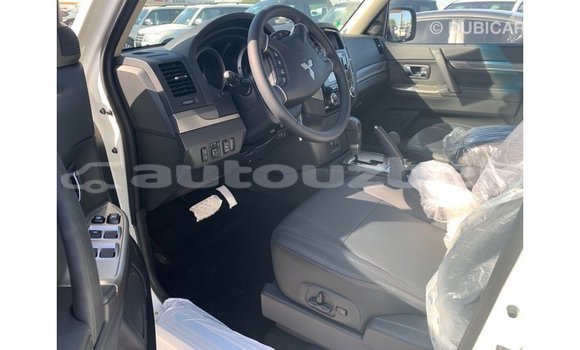Buy Import Mitsubishi Pajero White Car in Import - Dubai in Andijon Buy Import Mitsubishi Pajero White Car in Import - Dubai in Andijon