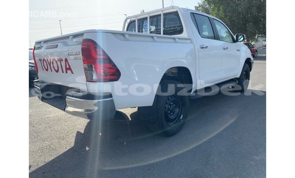 Buy Import Toyota Hilux White Car in Import - Dubai in Andijon Buy Import Toyota Hilux White Car in Import - Dubai in Andijon