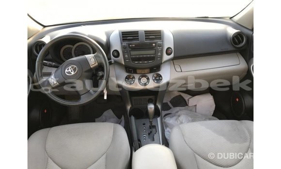Buy Import Toyota 4Runner White Car in Import - Dubai in Andijon Buy Import Toyota 4Runner White Car in Import - Dubai in Andijon