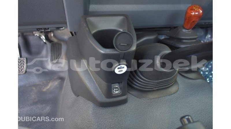 Big with watermark toyota land cruiser andijon import dubai 1811