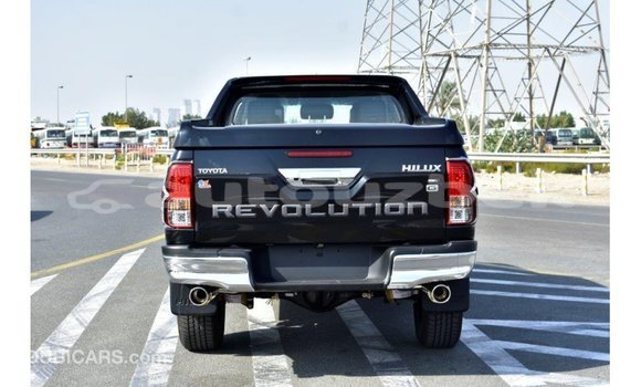 Buy Import Toyota Hilux Black Car in Import - Dubai in Andijon Buy Import Toyota Hilux Black Car in Import - Dubai in Andijon