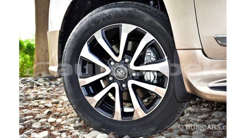 Big with watermark toyota land cruiser andijon import dubai 1819
