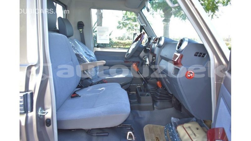 Big with watermark toyota land cruiser andijon import dubai 1820