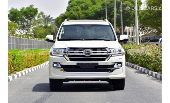 Buy Import Toyota Land Cruiser White Car in Import - Dubai in Andijon Buy Import Toyota Land Cruiser White Car in Import - Dubai in Andijon
