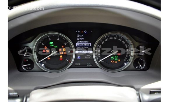 Buy Import Toyota Land Cruiser White Car in Import - Dubai in Andijon Buy Import Toyota Land Cruiser White Car in Import - Dubai in Andijon