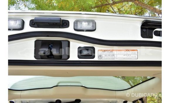 Buy Import Toyota Land Cruiser White Car in Import - Dubai in Andijon Buy Import Toyota Land Cruiser White Car in Import - Dubai in Andijon