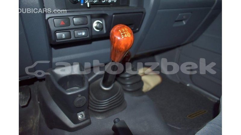 Big with watermark toyota land cruiser andijon import dubai 1825