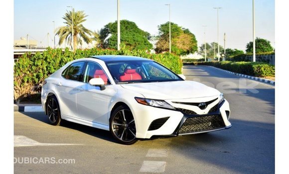 Buy Import Toyota Camry White Car in Import - Dubai in Andijon Buy Import Toyota Camry White Car in Import - Dubai in Andijon