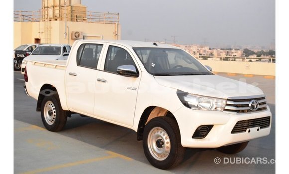 Buy Import Toyota Hilux White Car in Import - Dubai in Andijon Buy Import Toyota Hilux White Car in Import - Dubai in Andijon