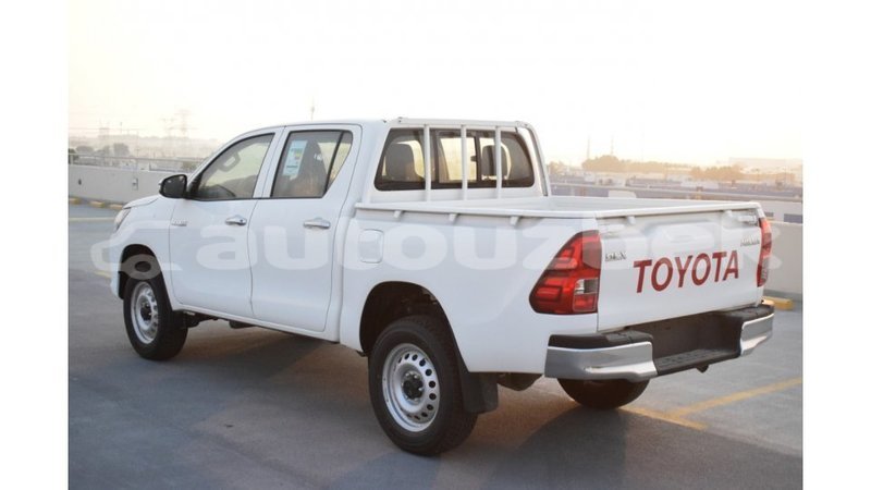 Big with watermark toyota hilux andijon import dubai 1833