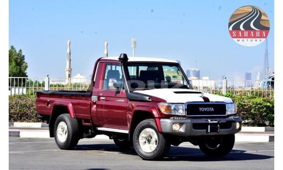 Buy Import Toyota Land Cruiser Red Car in Import - Dubai in Andijon Buy Import Toyota Land Cruiser Red Car in Import - Dubai in Andijon