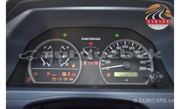 Buy Import Toyota Land Cruiser Red Car in Import - Dubai in Andijon Buy Import Toyota Land Cruiser Red Car in Import - Dubai in Andijon