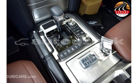 Buy Import Toyota Land Cruiser Black Car in Import - Dubai in Andijon Buy Import Toyota Land Cruiser Black Car in Import - Dubai in Andijon