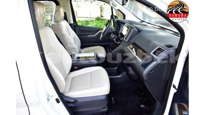 Big with watermark toyota granvia andijon import dubai 1838