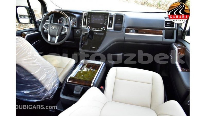 Big with watermark toyota granvia andijon import dubai 1838