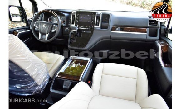 Buy Import Toyota Granvia White Car in Import - Dubai in Andijon Buy Import Toyota Granvia White Car in Import - Dubai in Andijon