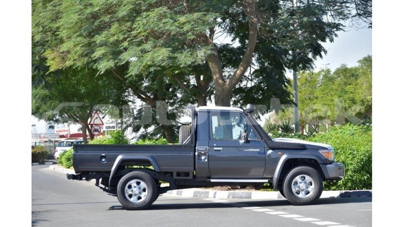 Big with watermark toyota land cruiser andijon import dubai 1839