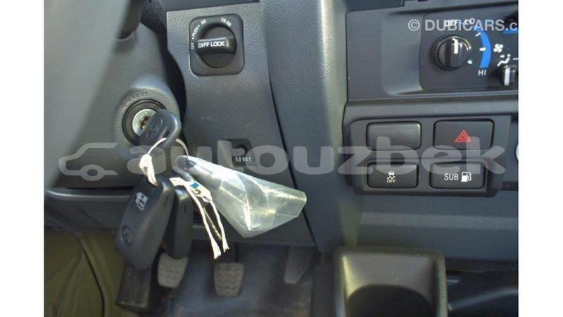 Big with watermark toyota land cruiser andijon import dubai 1839
