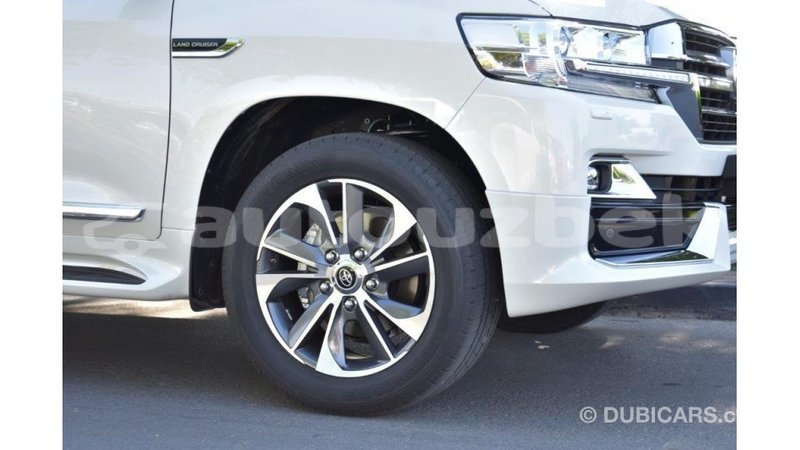 Big with watermark toyota land cruiser andijon import dubai 1841