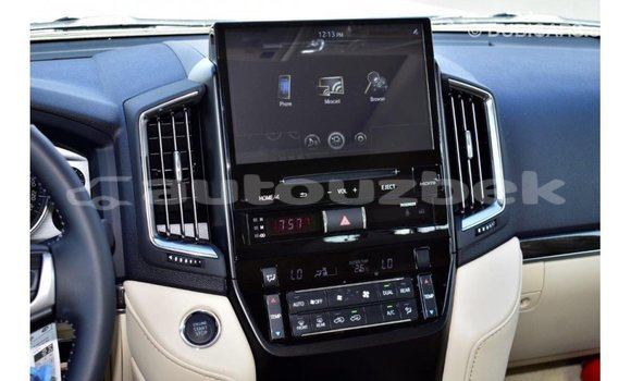 Buy Import Toyota Land Cruiser Black Car in Import - Dubai in Andijon Buy Import Toyota Land Cruiser Black Car in Import - Dubai in Andijon