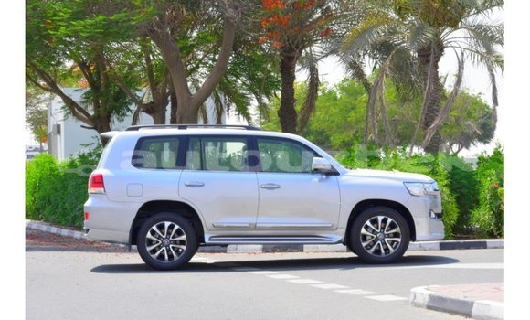 Buy Import Toyota Land Cruiser Other Car in Import - Dubai in Andijon Buy Import Toyota Land Cruiser Other Car in Import - Dubai in Andijon