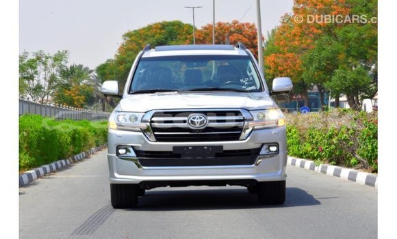 Buy Import Toyota Land Cruiser Other Car in Import - Dubai in Andijon Buy Import Toyota Land Cruiser Other Car in Import - Dubai in Andijon