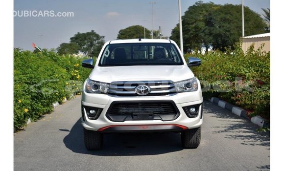 Buy Import Toyota Hilux White Car in Import - Dubai in Andijon Buy Import Toyota Hilux White Car in Import - Dubai in Andijon