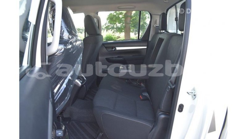 Big with watermark toyota hilux andijon import dubai 1852