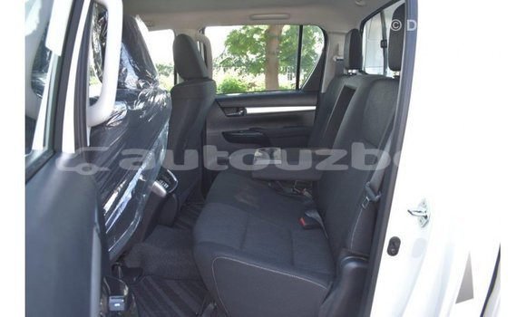 Buy Import Toyota Hilux White Car in Import - Dubai in Andijon Buy Import Toyota Hilux White Car in Import - Dubai in Andijon