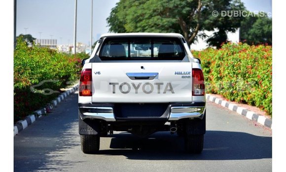 Buy Import Toyota Hilux White Car in Import - Dubai in Andijon Buy Import Toyota Hilux White Car in Import - Dubai in Andijon