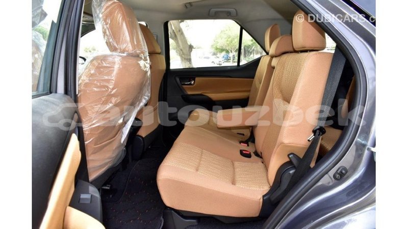 Big with watermark toyota fortuner andijon import dubai 1853