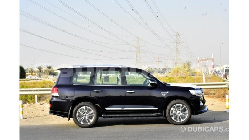 Big with watermark toyota land cruiser andijon import dubai 1854