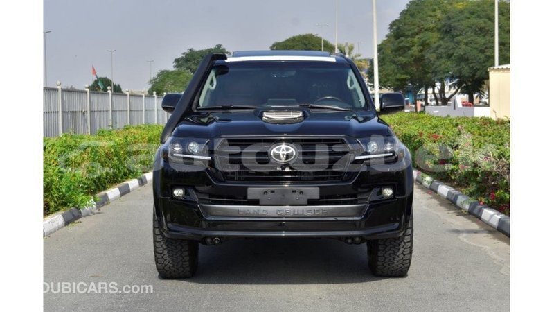Big with watermark toyota land cruiser andijon import dubai 1859