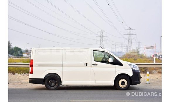 Buy Import Toyota Hiace White Car in Import - Dubai in Andijon Buy Import Toyota Hiace White Car in Import - Dubai in Andijon