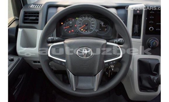 Buy Import Toyota Hiace White Car in Import - Dubai in Andijon Buy Import Toyota Hiace White Car in Import - Dubai in Andijon