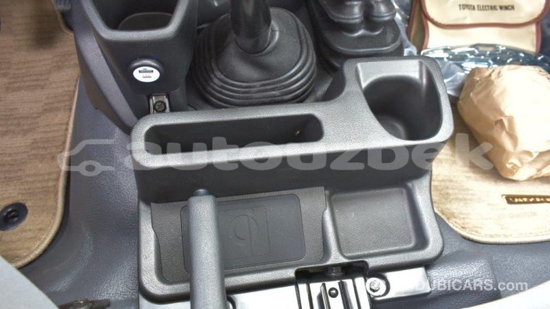 Big with watermark toyota land cruiser andijon import dubai 1862