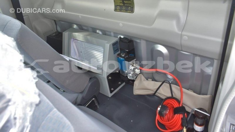 Big with watermark toyota land cruiser andijon import dubai 1862