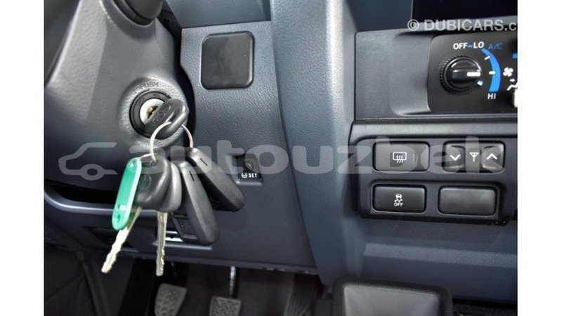 Big with watermark toyota land cruiser andijon import dubai 1863