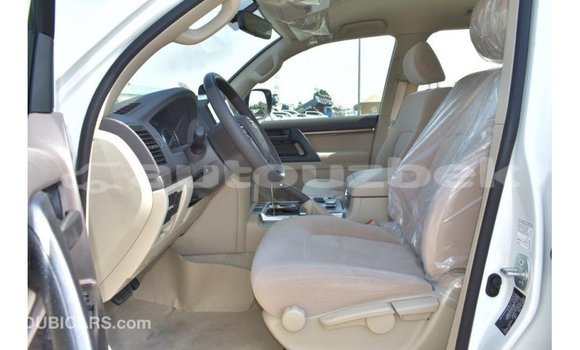 Buy Import Toyota Land Cruiser White Car in Import - Dubai in Andijon Buy Import Toyota Land Cruiser White Car in Import - Dubai in Andijon