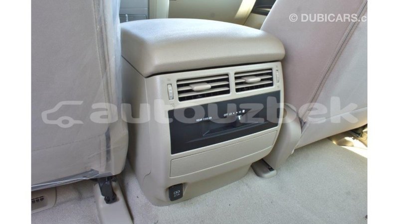 Big with watermark toyota land cruiser andijon import dubai 1864