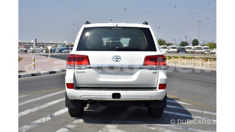 Big with watermark toyota land cruiser andijon import dubai 1864