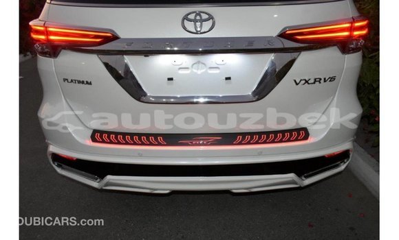 Buy Import Toyota Fortuner White Car in Import - Dubai in Andijon Buy Import Toyota Fortuner White Car in Import - Dubai in Andijon